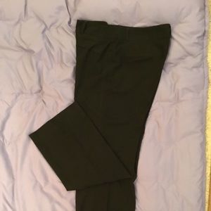 Black. Size 14 Larry Levine black slack